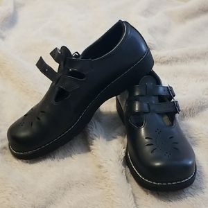 Black shoes